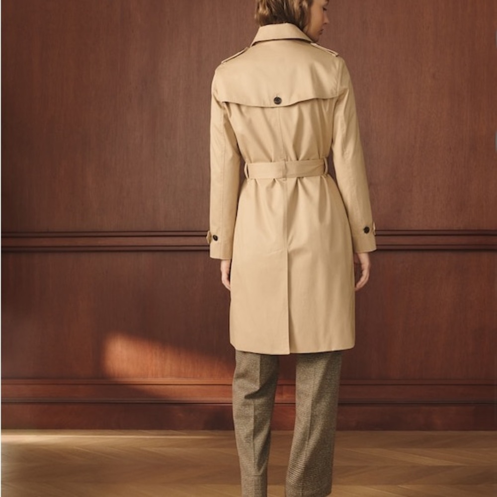 Classic Gabardine Beige Trench Coat - Picture 2 of 10